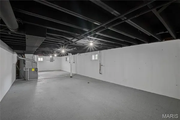 $349,900 | 5203 Schollmeyer Avenue, St. Louis, MO 63109