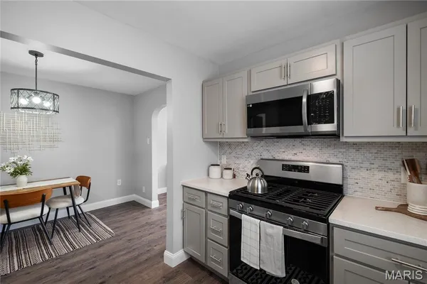 $349,900 | 5203 Schollmeyer Avenue, St. Louis, MO 63109