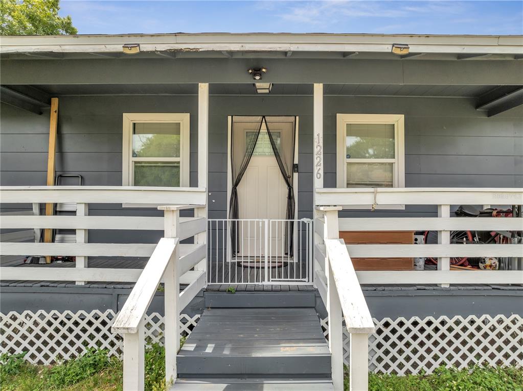 1226 Pine Street Orlando, FL 32824 - Photo 46 of 46 front view of a house