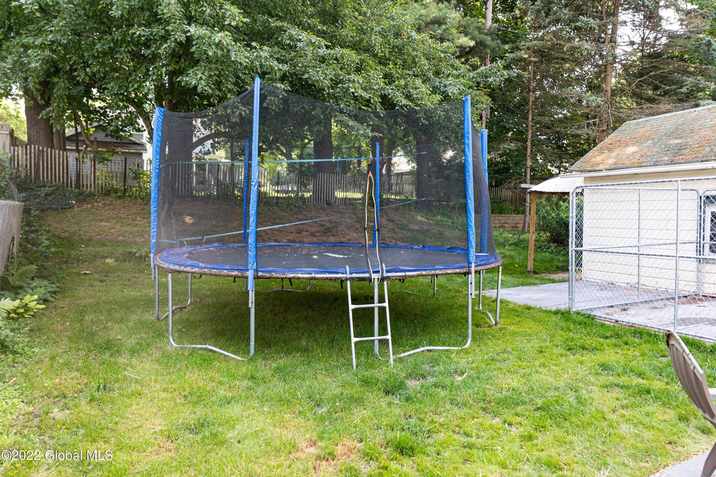 1158 Millington Road Schenectady, NY 12309 - Photo 8 of 41 kb2 (13 of 51)