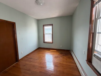 $2,495 | 379 Cardinal Medeiros Avenue, Unit 3, Cambridge, MA 02141