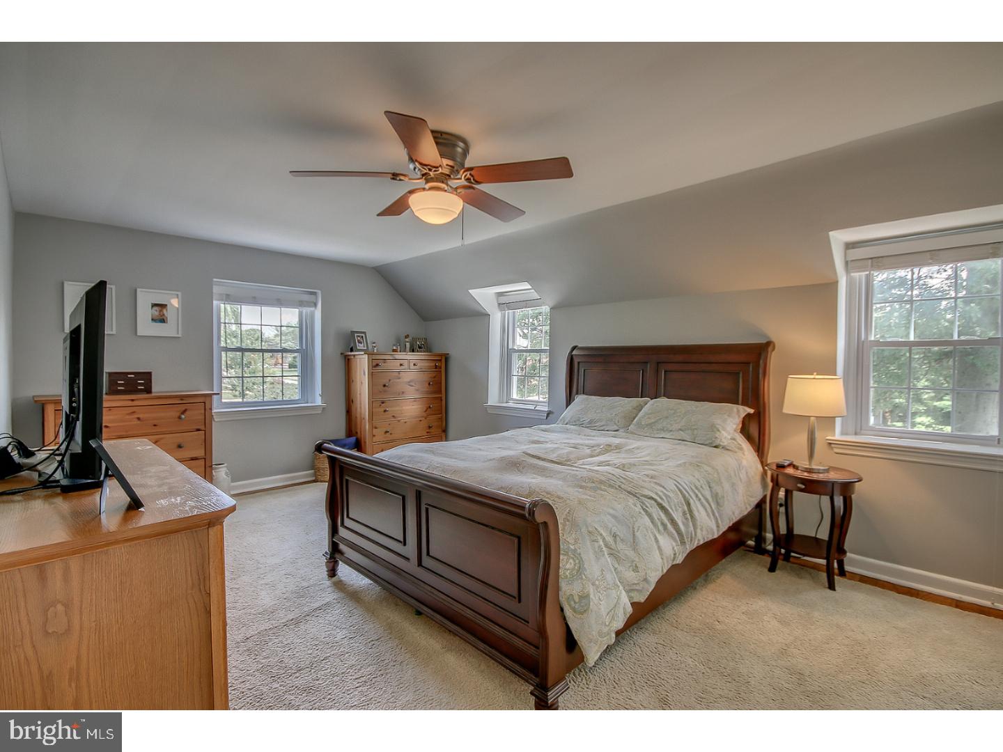 326 South Rolling Road Springfield, PA 19064 - Photo 16 of 25