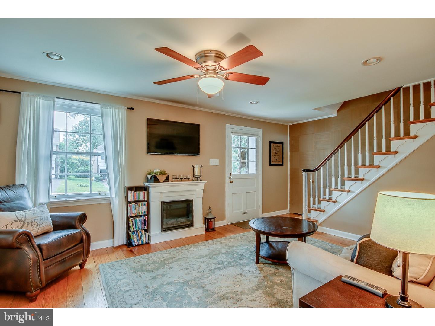326 South Rolling Road Springfield, PA 19064 - Photo 3 of 25