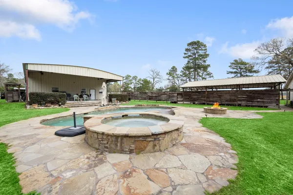 a view of outdoor space yard and patio