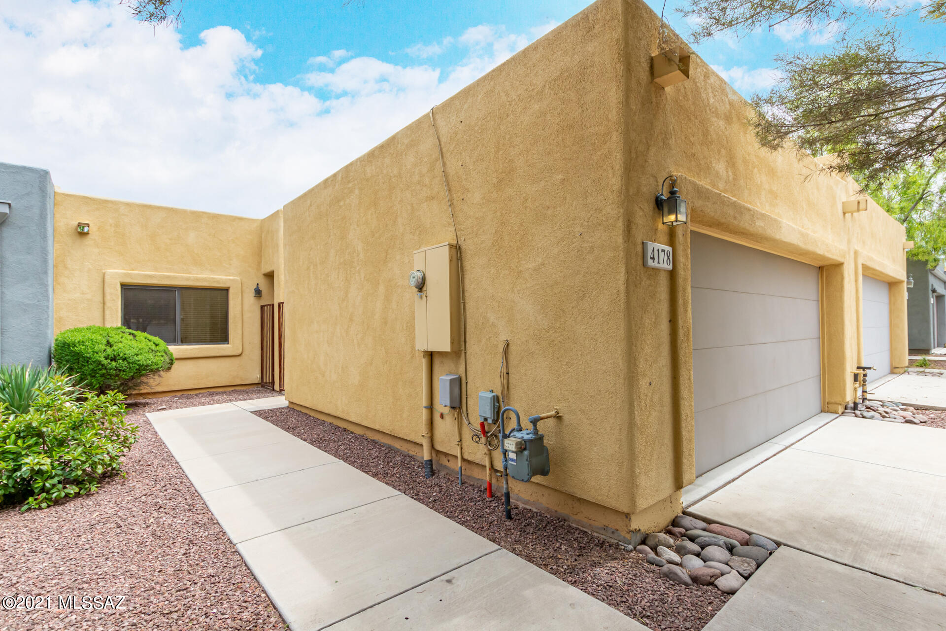 4178 North Fortune Loop Tucson, AZ 85719 - Photo 3 of 25