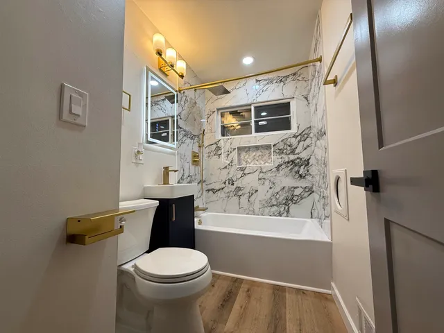 $185,000 | 2215 Colorado Avenue, Rockford, IL 61108