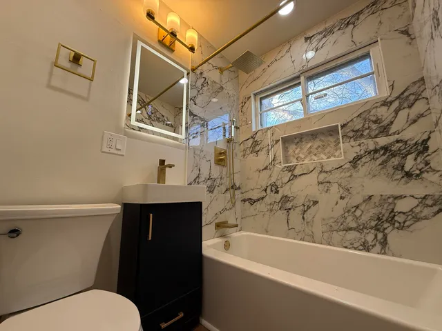 $185,000 | 2215 Colorado Avenue, Rockford, IL 61108