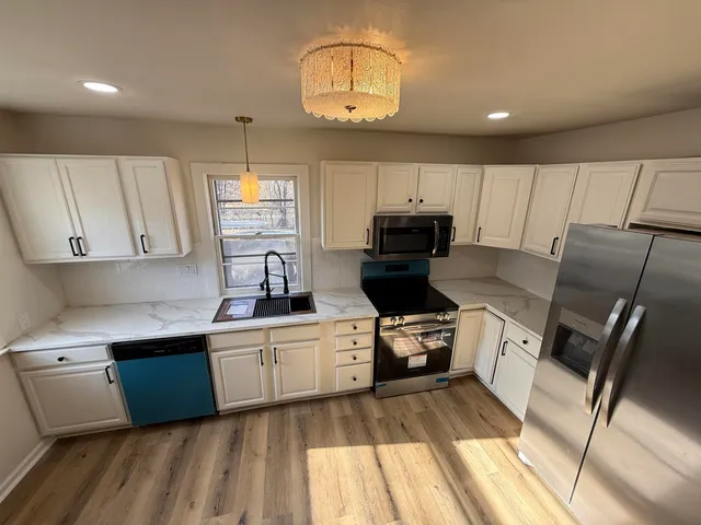 $185,000 | 2215 Colorado Avenue, Rockford, IL 61108