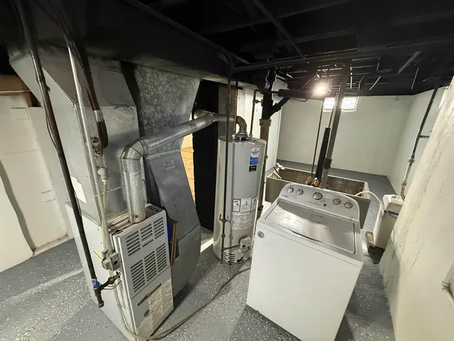 $185,000 | 2215 Colorado Avenue, Rockford, IL 61108