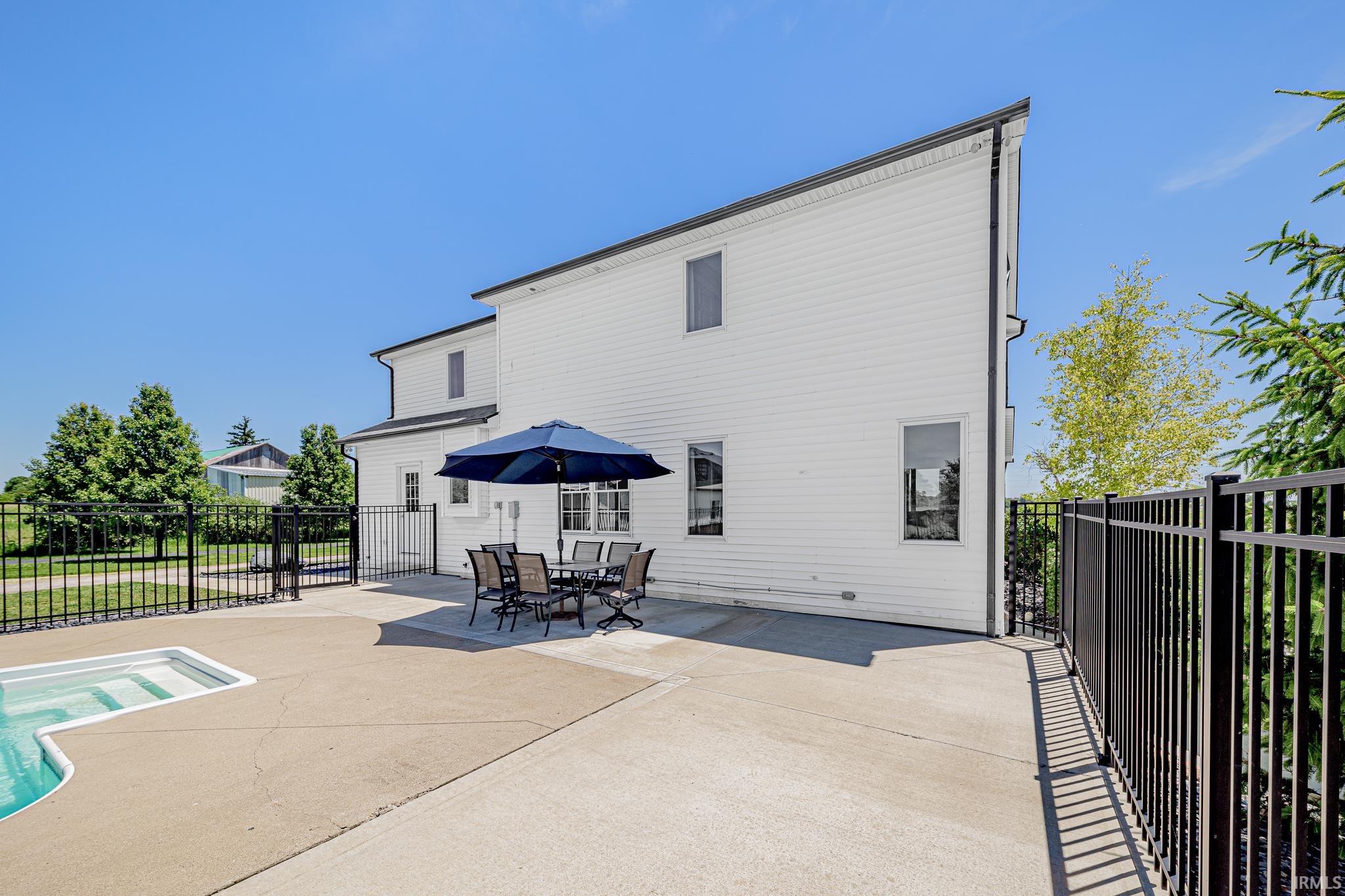 426 West Keiser Road Columbia City, IN 46725 - Photo 13 of 47