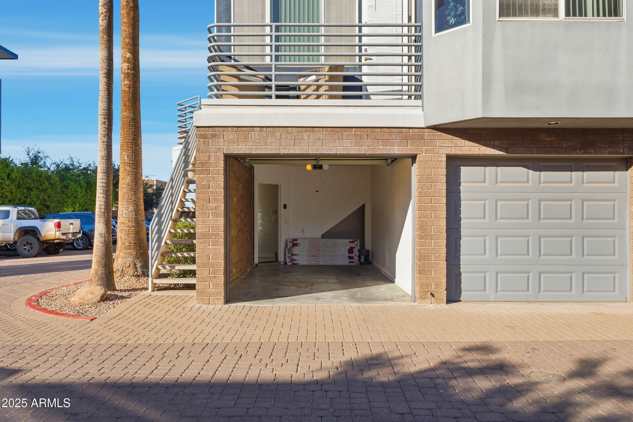 3633 North 3rd Avenue, Unit 2009 Phoenix, AZ 85013 - Photo 24 of 36 a view of a house with a porch