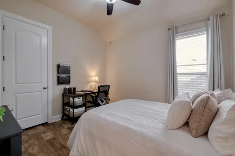 $715,000 | 3204 Venezia View, Leander, TX 78641