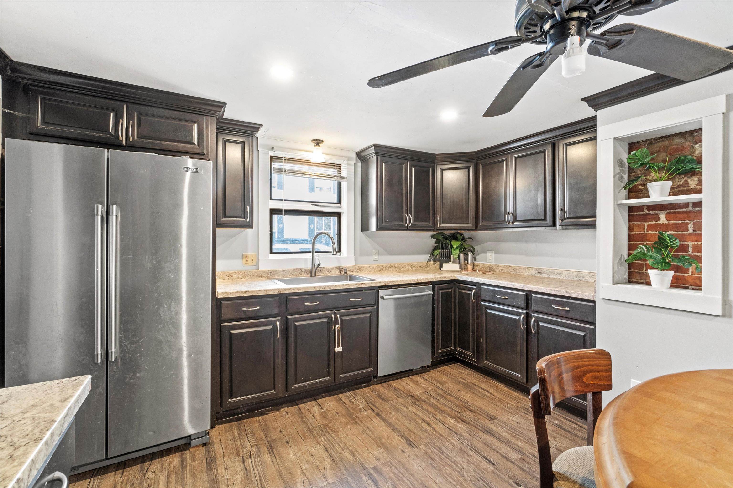 73 West Main Street Hillsborough, NH 03244 - Photo 13 of 60