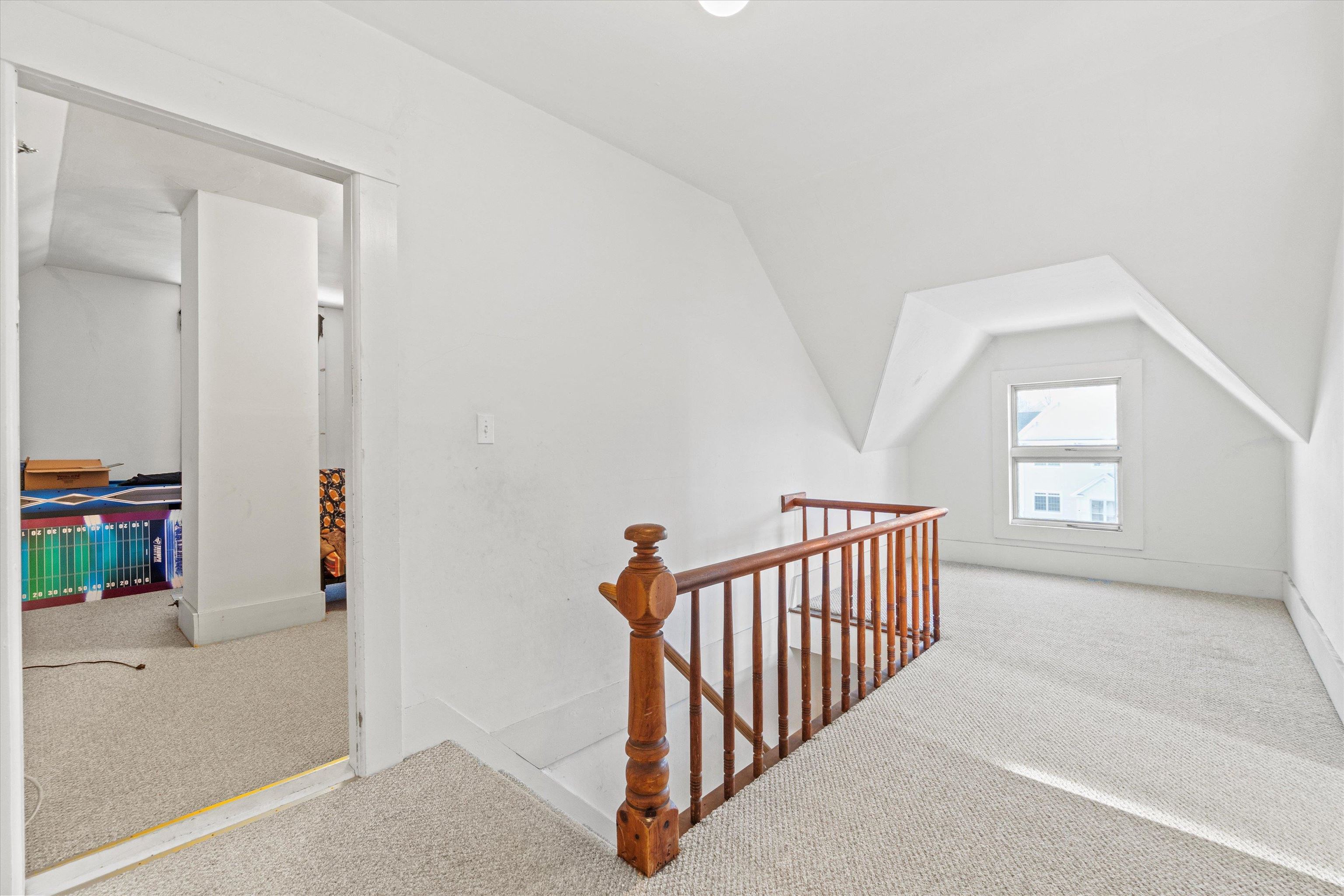 73 West Main Street Hillsborough, NH 03244 - Photo 19 of 60