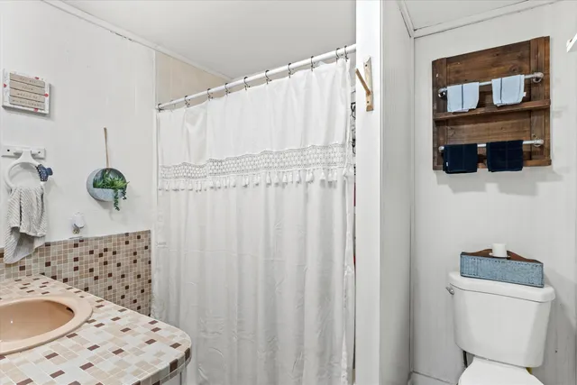 $450,000 | 73 West Main Street, Hillsborough, NH 03244