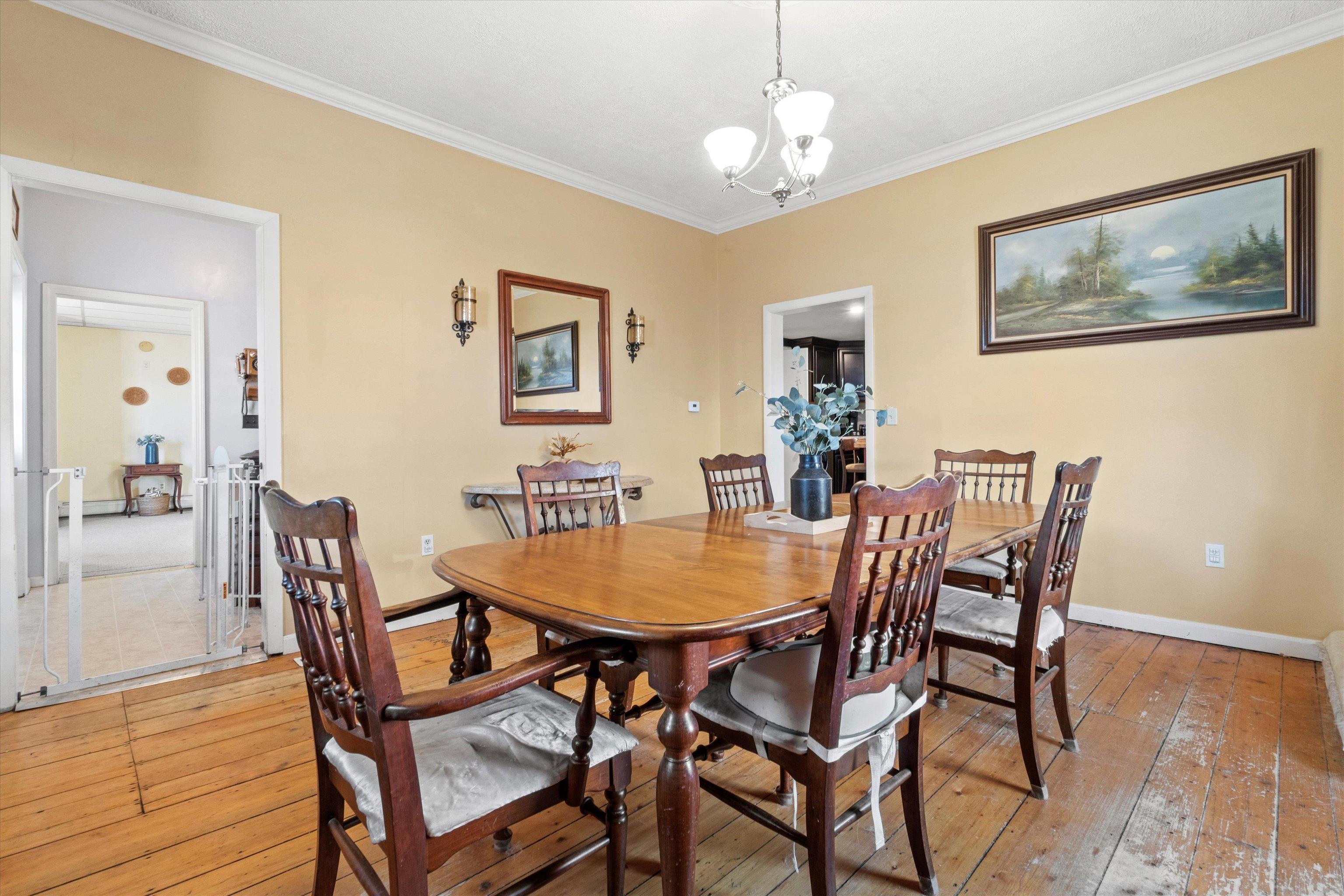 73 West Main Street Hillsborough, NH 03244 - Photo 9 of 60