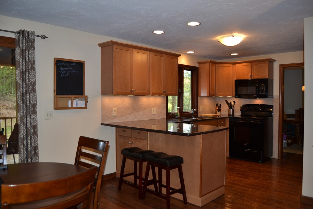 75 Norfolk Road Millis, MA 02054 - Photo 9 of 30 Gallery Image 9