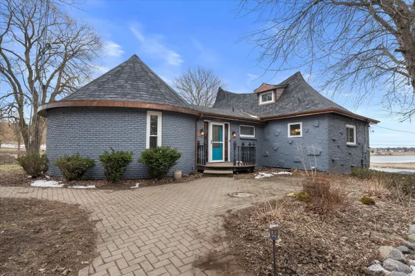 $447,500 | 4804 County Hwy VV, Two Rivers, WI 54241