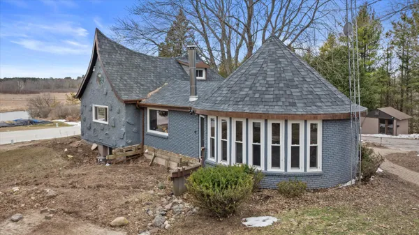 $447,500 | 4804 County Hwy VV, Two Rivers, WI 54241