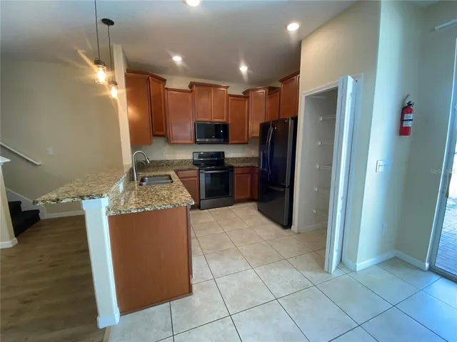 $2,100 | 12013 Greengate Drive, Hudson, FL 34669