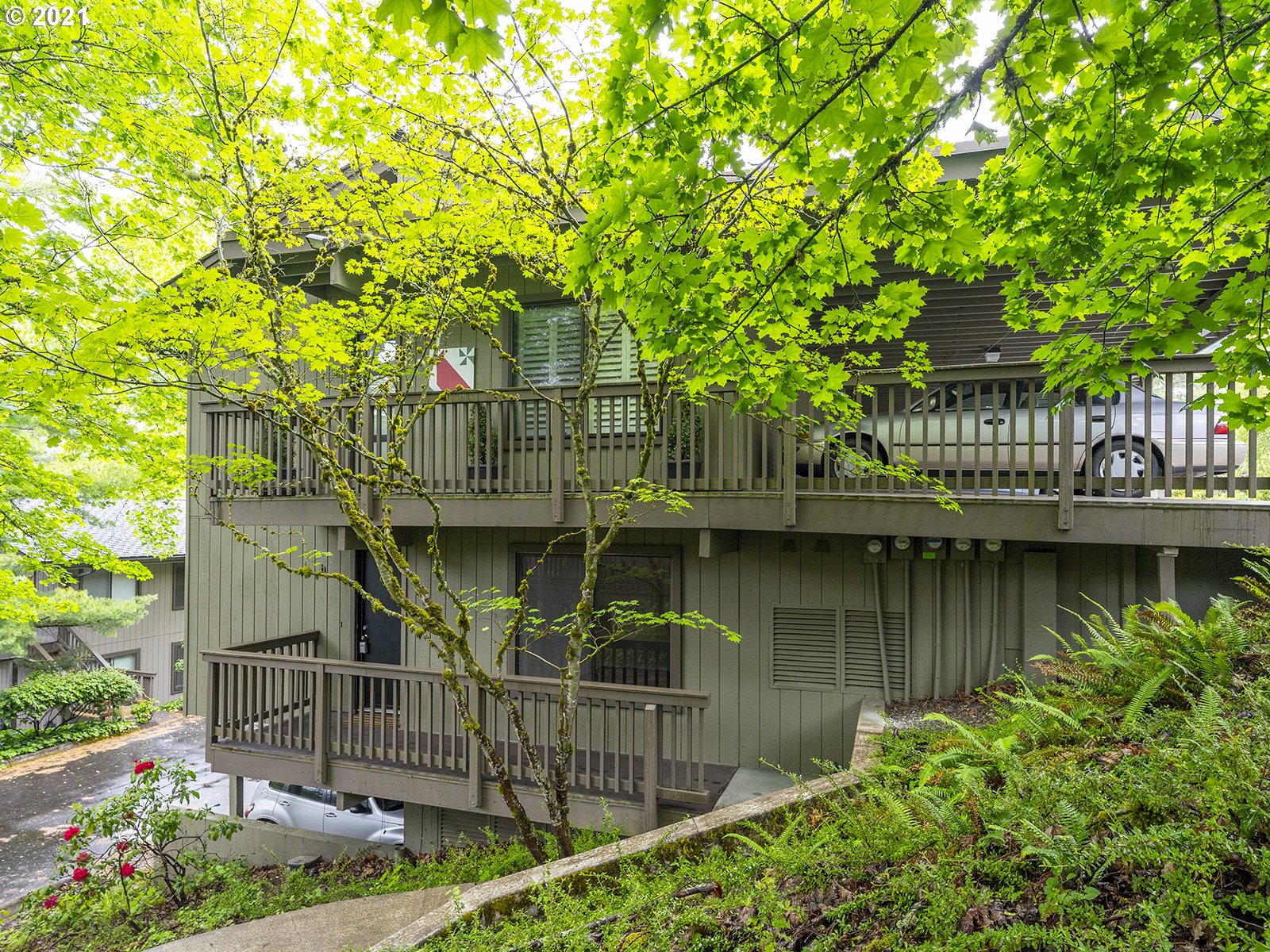 7734 Southwest Barnes Road Portland, OR 97225 - Photo 1 of 22 Gallery Image 1