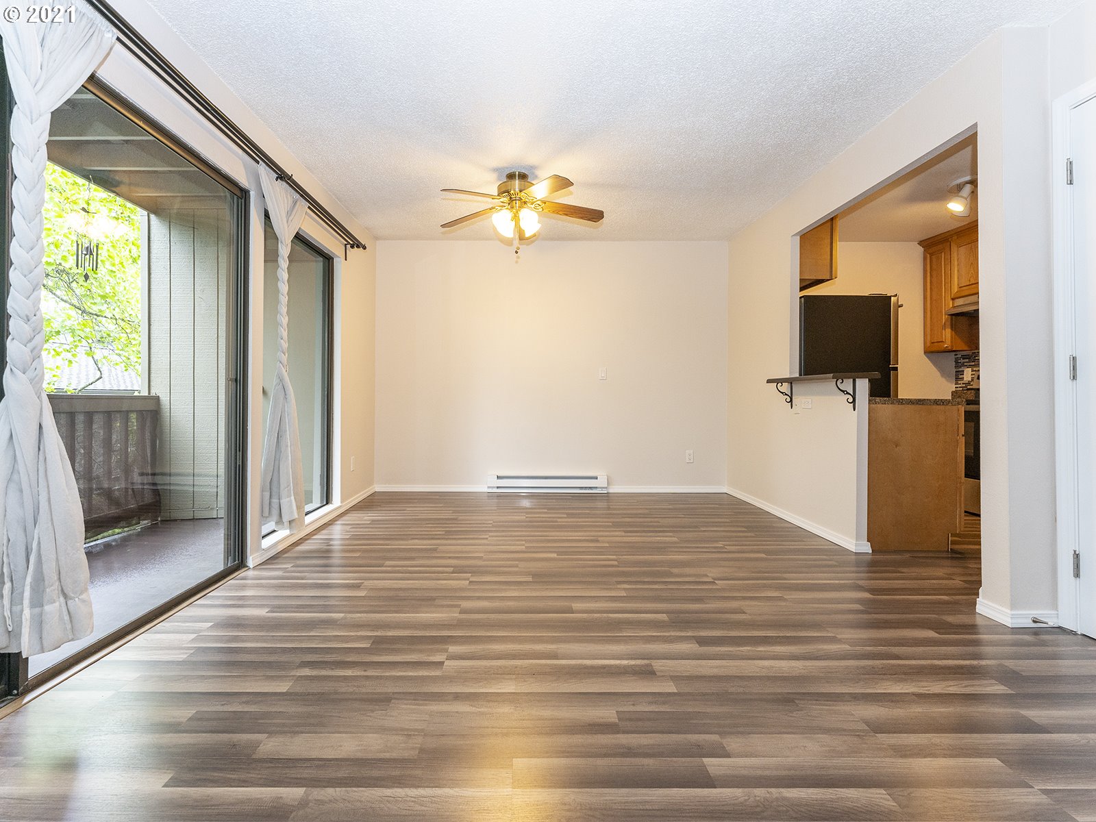 7734 Southwest Barnes Road Portland, OR 97225 - Photo 9 of 22 Gallery Image 9