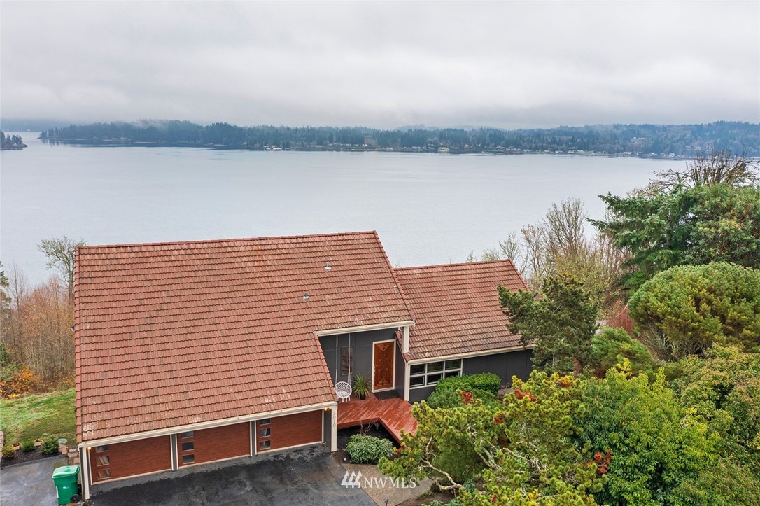 3010 Ridgeview Drive Northeast Bremerton, WA 98310 - Photo 1 of 39 Gallery Image 1