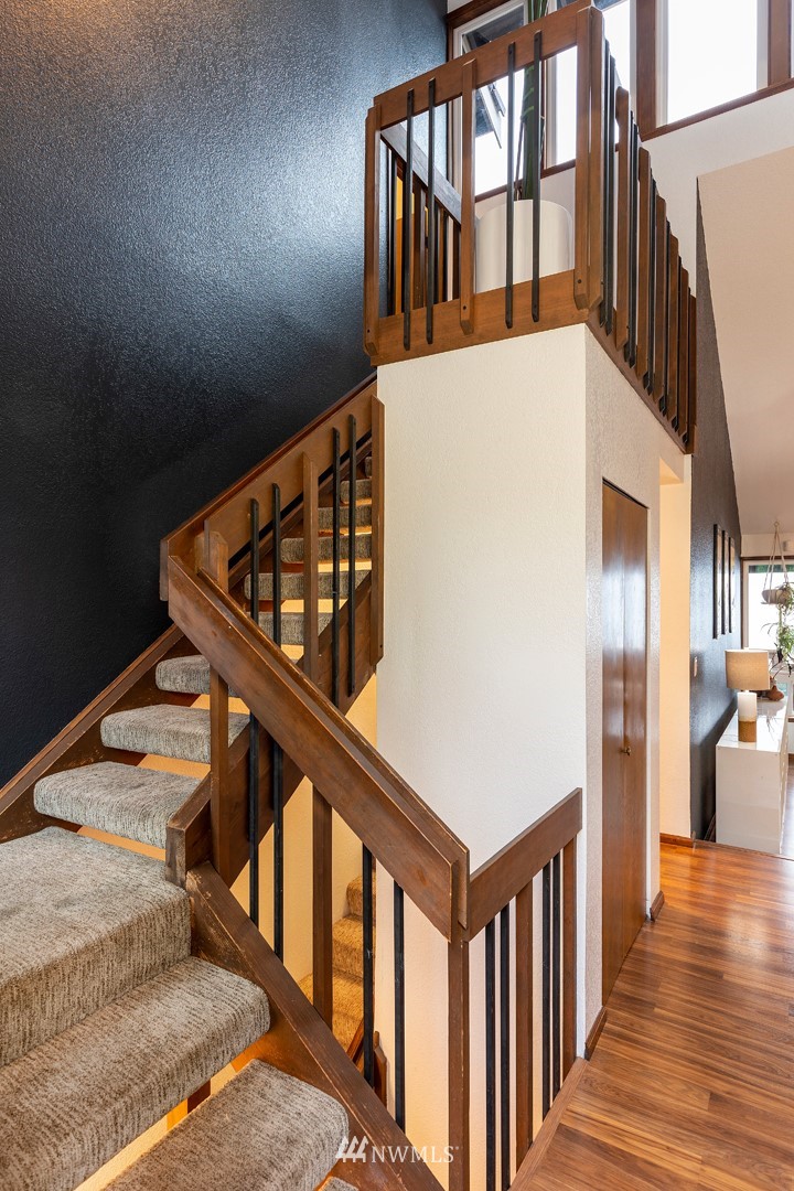 3010 Ridgeview Drive Northeast Bremerton, WA 98310 - Photo 18 of 39 Gallery Image 18