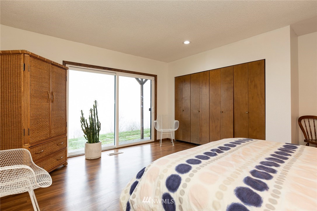 3010 Ridgeview Drive Northeast Bremerton, WA 98310 - Photo 29 of 39 Gallery Image 29