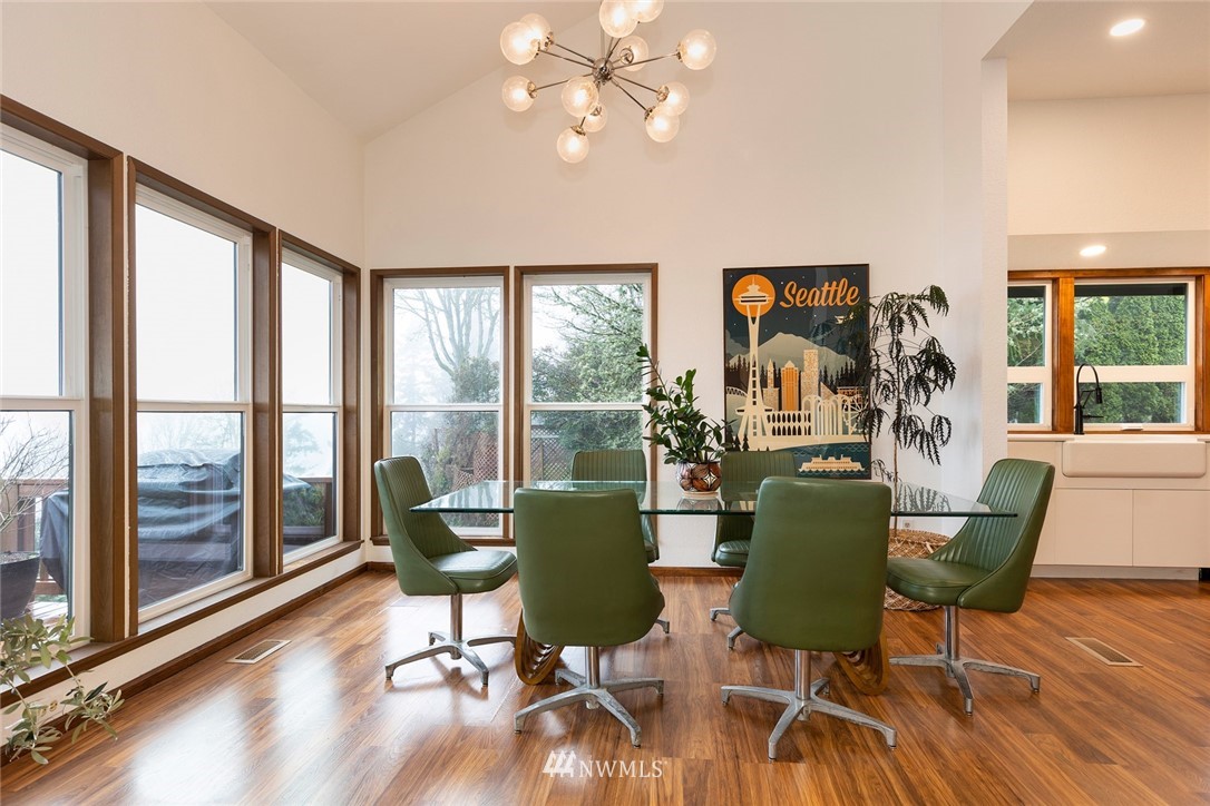 3010 Ridgeview Drive Northeast Bremerton, WA 98310 - Photo 10 of 39 Gallery Image 10