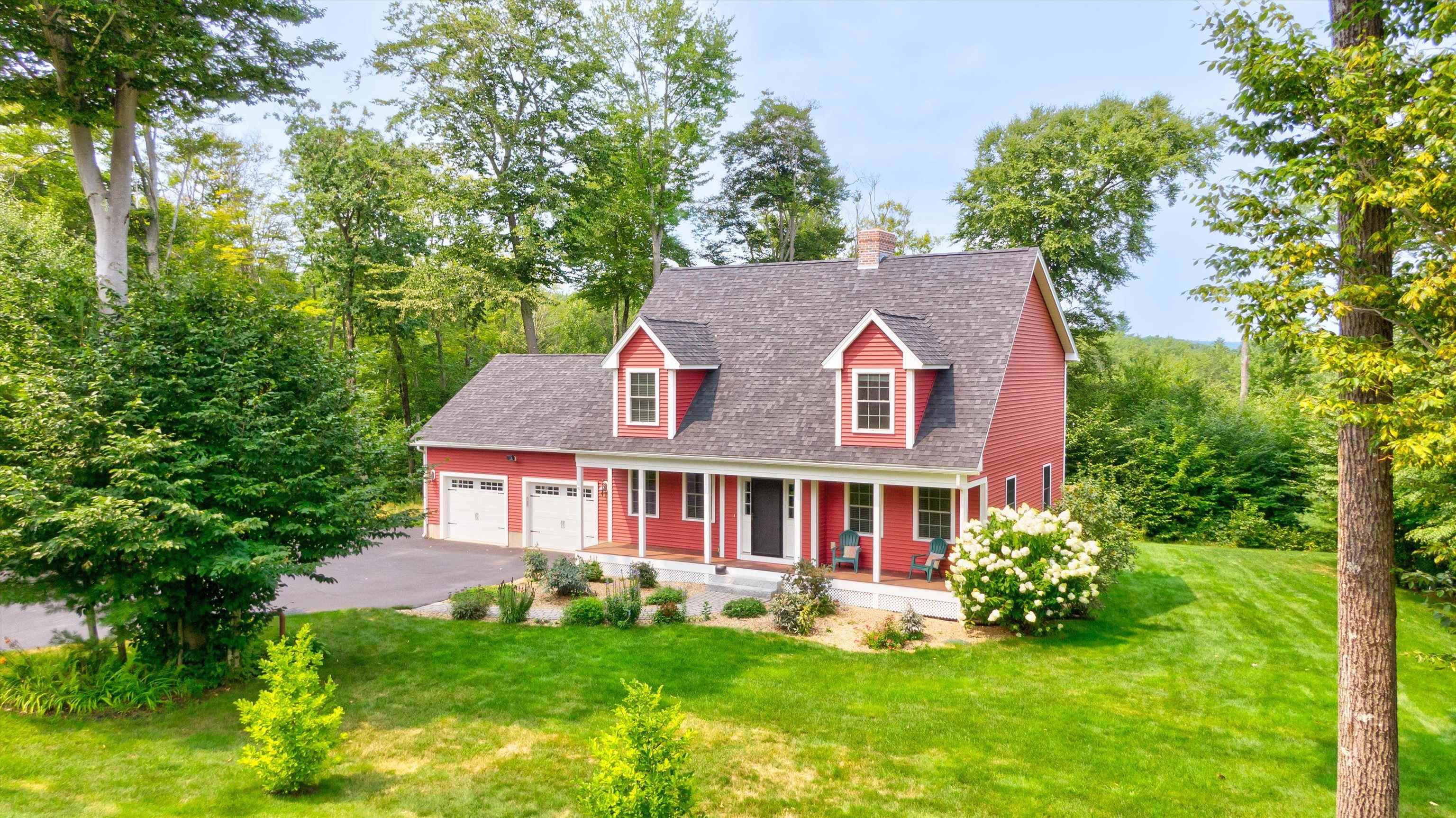 80 Bloomfield Road Deerfield, NH 03037 - Photo 2 of 38