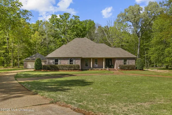 $499,900 | 476 Wimbledon Drive, Brandon, MS 39047