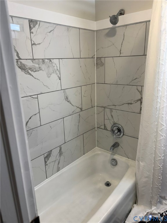 1185 Erica Road Montross, VA 22520 - Photo 30 of 32 Bathroom featuring shower / tub combo