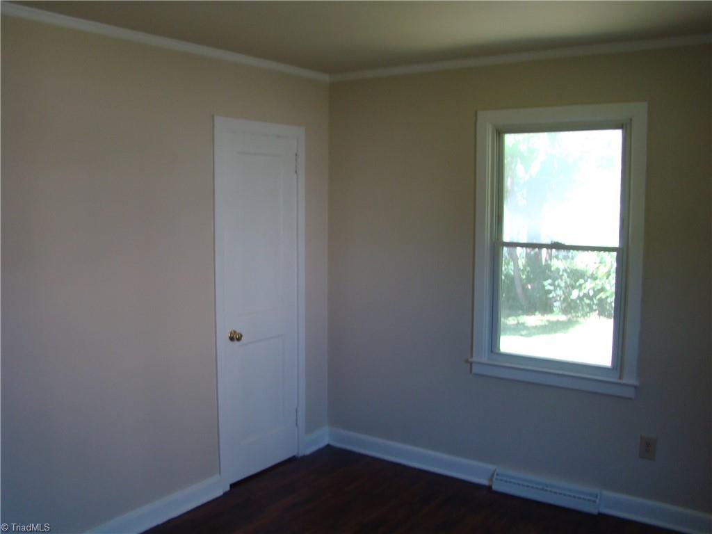 1406 Vaughn Road Burlington, NC 27217 - Photo 18 of 21 Gallery Image 18