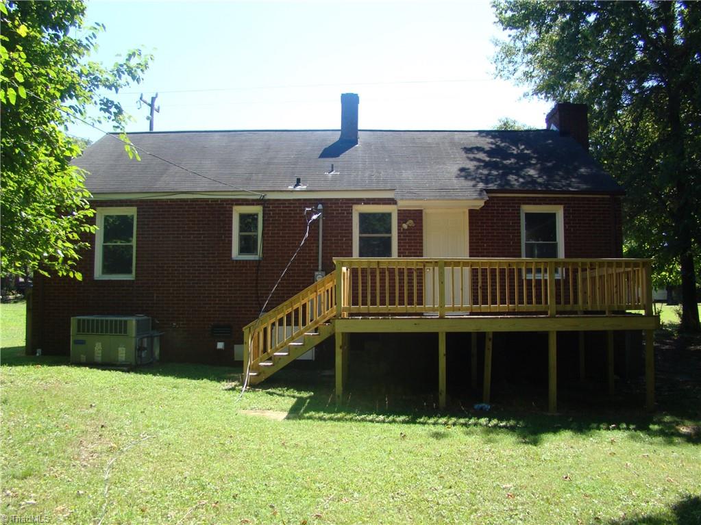 1406 Vaughn Road Burlington, NC 27217 - Photo 3 of 21 Gallery Image 3