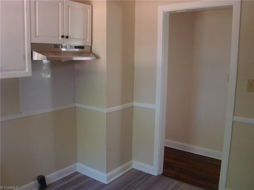 1406 Vaughn Road Burlington, NC 27217 - Photo 8 of 21 Gallery Image 8