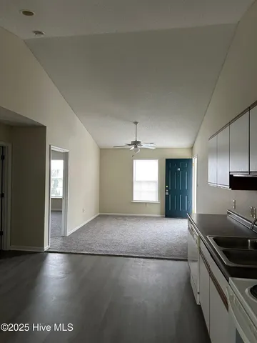 $850 | 4460 Magellan Court, Unit H, Ayden, NC 28513