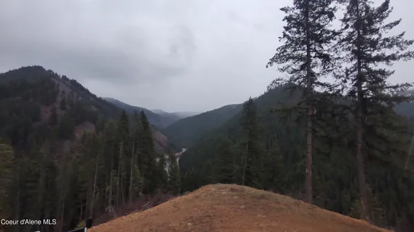 $590,000 | 480 Dunn Peak Road, Avery, ID 83802