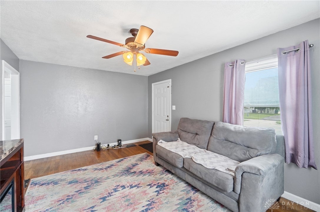 1027 North Burnett Road Springfield, OH 45503 - Photo 5 of 30 Gallery Image 5