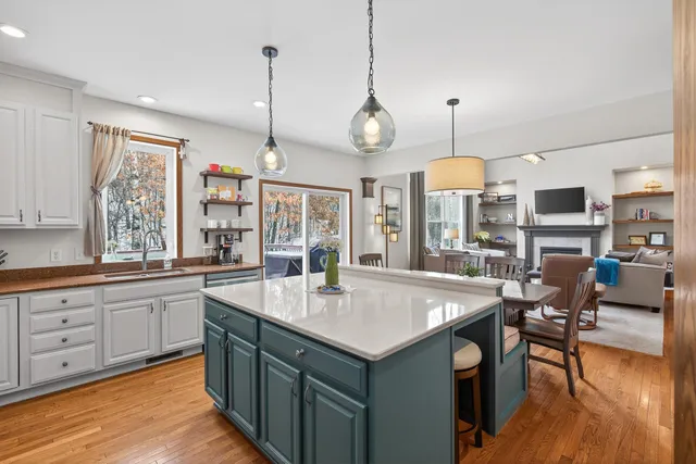 $634,900 | 6691 Timber Ridge Ln Court South, Cottage Grove, MN 55016