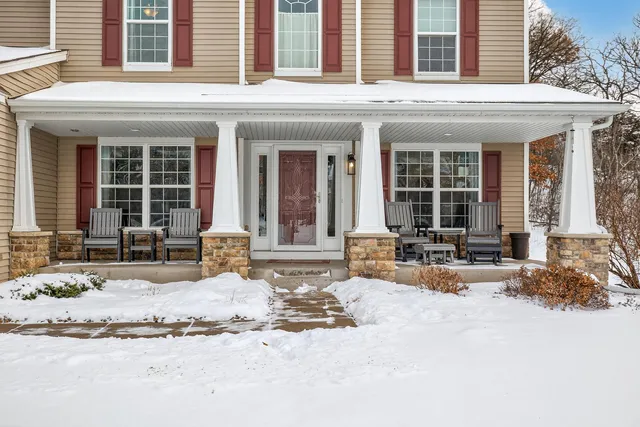 $634,900 | 6691 Timber Ridge Ln Court South, Cottage Grove, MN 55016