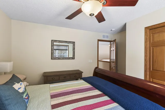 $634,900 | 6691 Timber Ridge Ln Court South, Cottage Grove, MN 55016