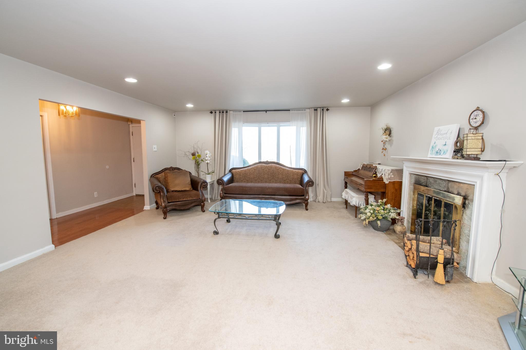 1527 Shoemaker Road Abington, PA 19001 - Photo 10 of 31