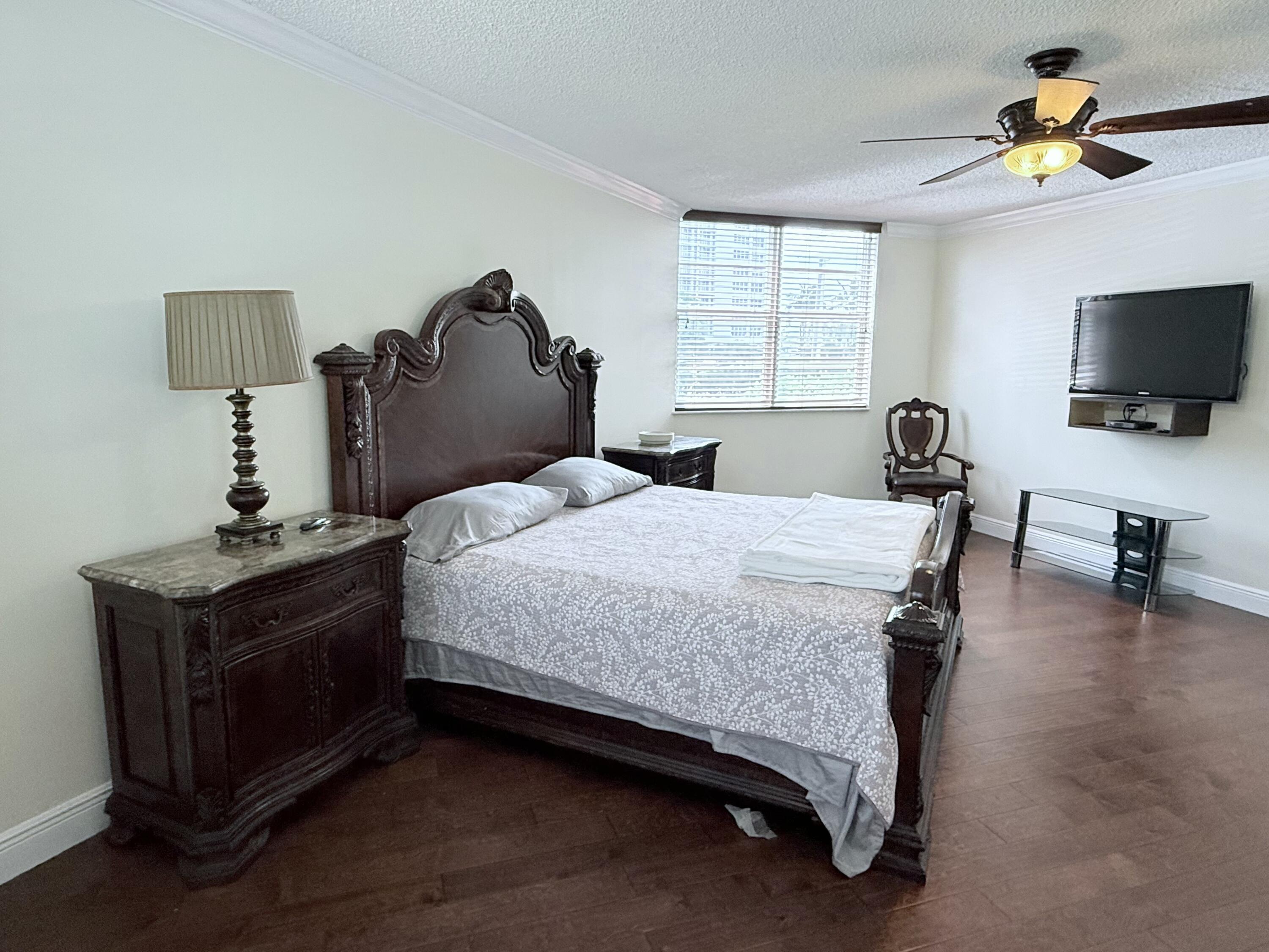 2851 South Ocean Boulevard, Unit 1A Boca Raton, FL 33432 - Photo 15 of 52 Primary Bedroom