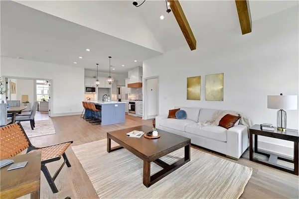 $629,500 | 13465 West 174th Place, Overland Park, KS 66221