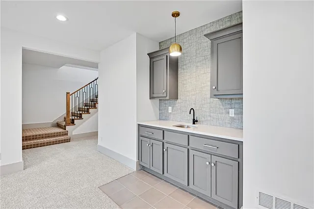 $629,500 | 13465 West 174th Place, Overland Park, KS 66221
