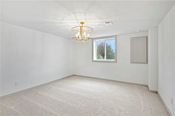 $629,500 | 13465 West 174th Place, Overland Park, KS 66221