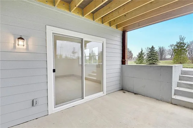 $629,500 | 13465 West 174th Place, Overland Park, KS 66221