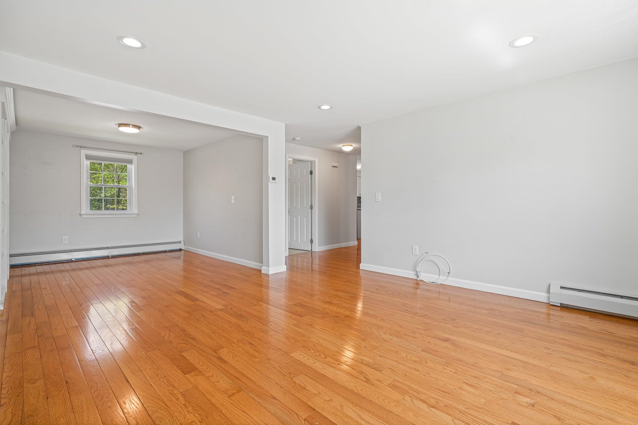 50 Lansdown Street Manchester, NH 03103 - Photo 4 of 58