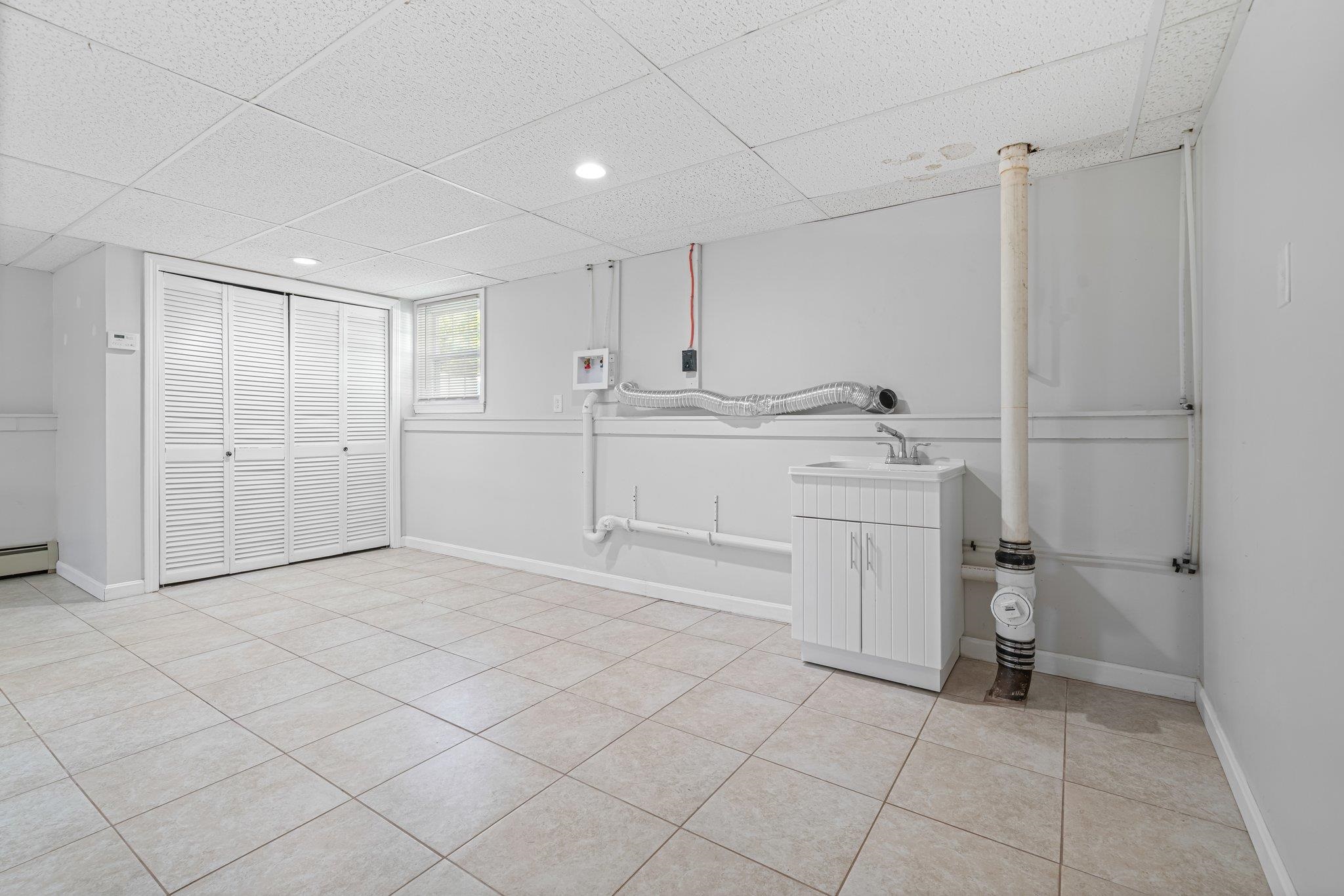 50 Lansdown Street Manchester, NH 03103 - Photo 42 of 58